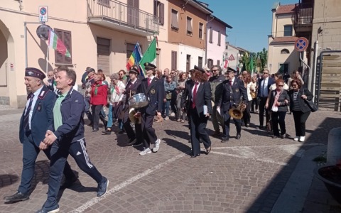 Garbagnate, la celebrazione del 25 aprile tra proteste e divisioni