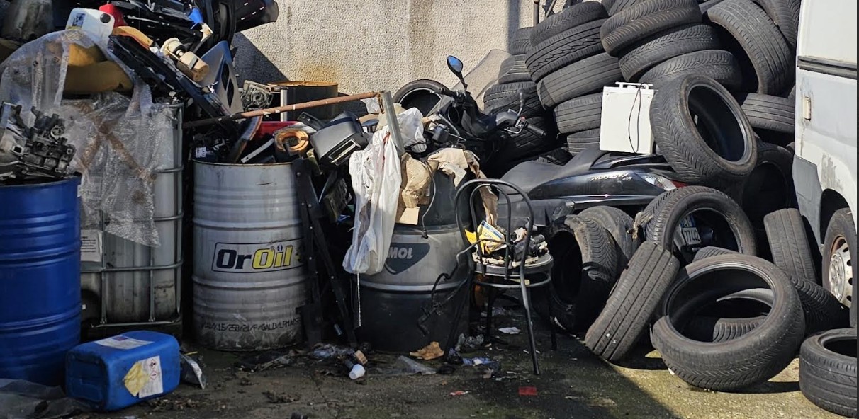 Multa di 16mila e 500 euro per rifiuti speciali in un’officina
