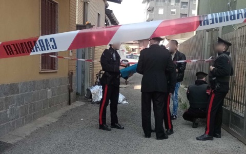 Un 80enne si toglie la vita con un colpo di pistola