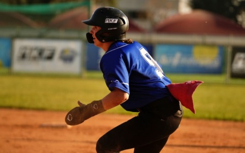 L’MKF Saronno supera la Lacomes New Bollate nel derby