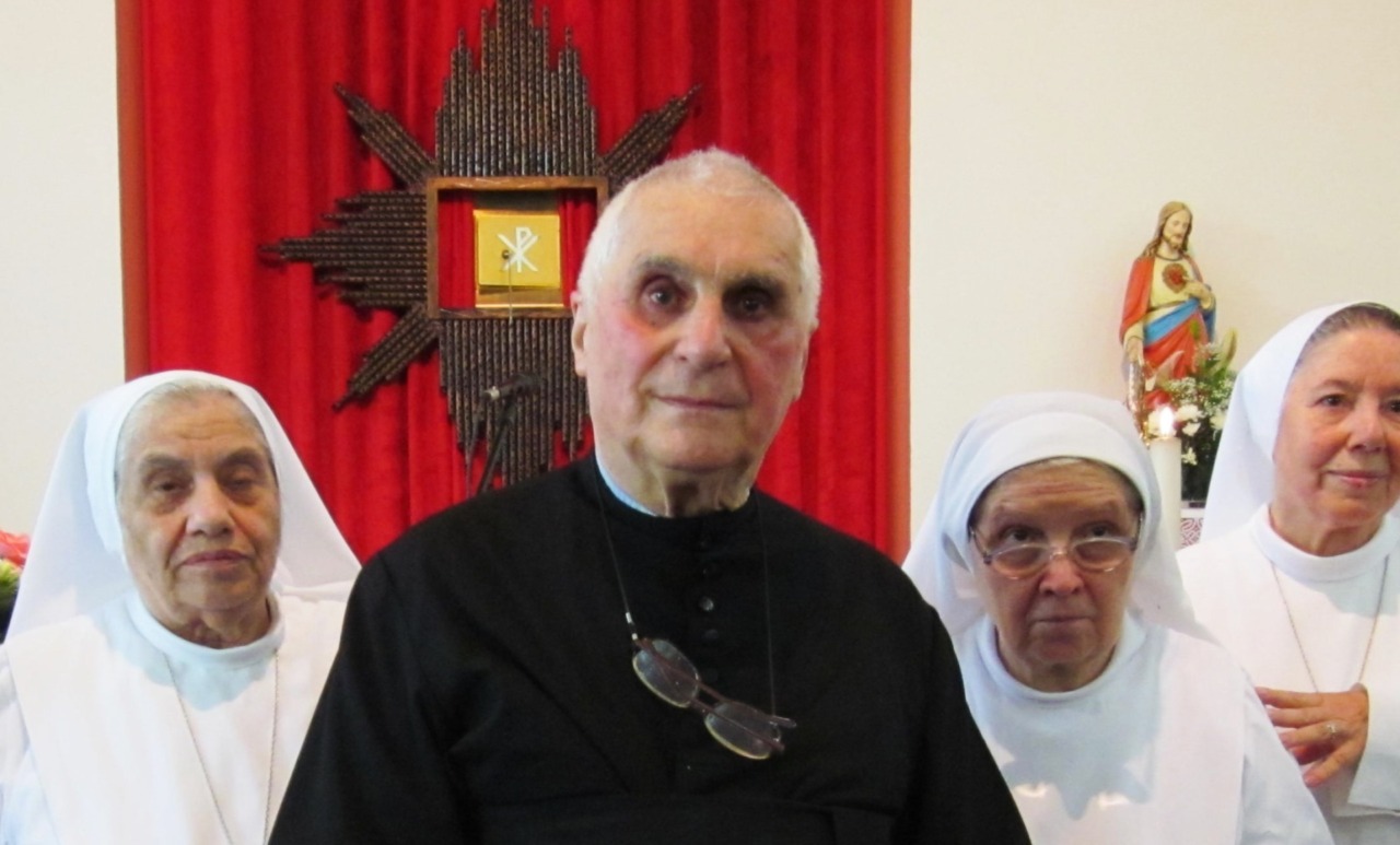 Lutto a Garbagnate per don Germano Celora